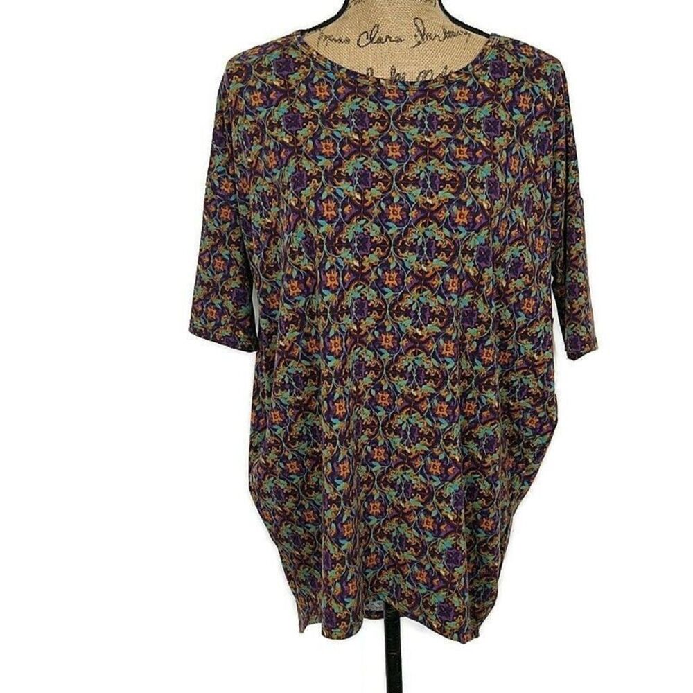 NWT Lularoe Womens sz XS T Shirt Short Sleeve Mulitcolor Geometirc